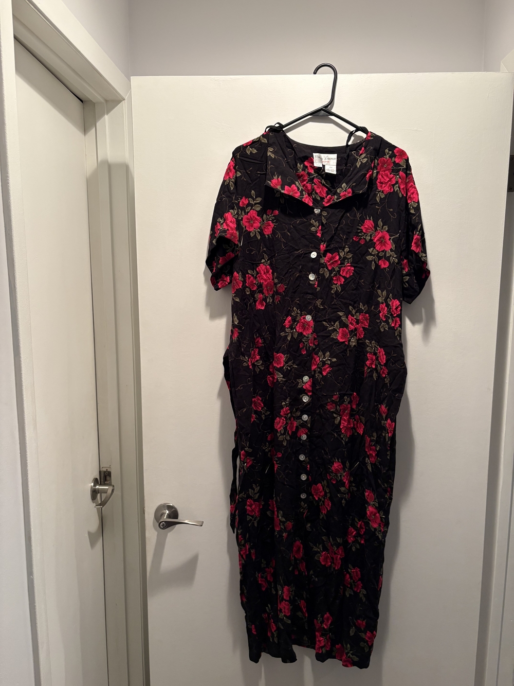 Button-Front Midi Dress in Black with Red Floral Print